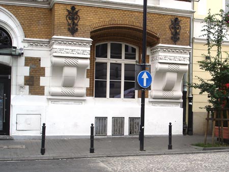 Ungewöhnliche Verkehrsführung