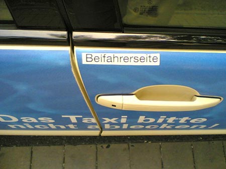 Das Taxi bitte nicht ablecken!